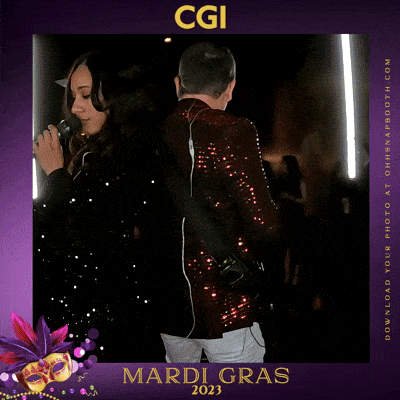 Portrait Mardi Gras Photo Booth